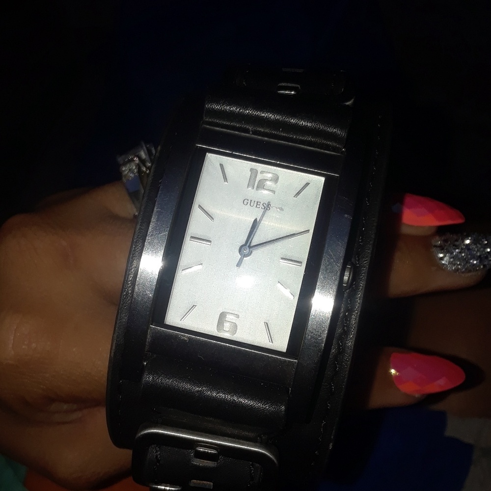 Guess watch - Picture 4 of 4